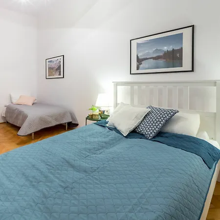 Apartment Staszica 7