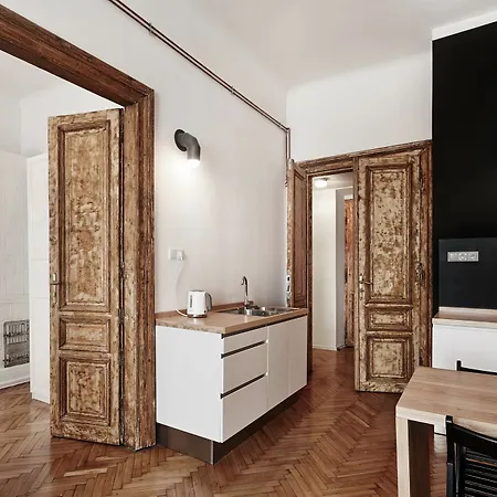 Laiko Hotel apartamentowy 3*