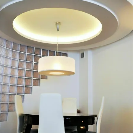 Mondrian Luxury & Old Town