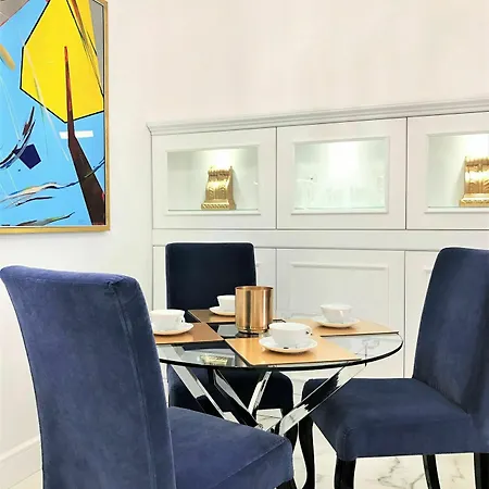 Mondrian Luxury & Old Town 5*