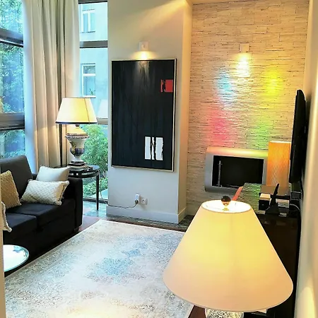 Mondrian Luxury & Old Town 5*