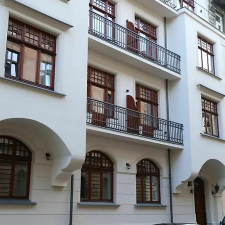 L5 Aparthotel