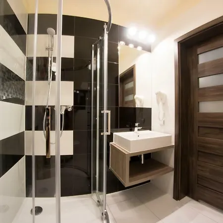 Yourplace M57 Aparthotel 3*