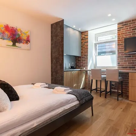 Old Town Topolowa 48 Apartment