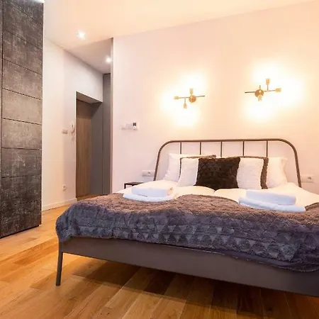 Old Town Topolowa 48 Apartment *