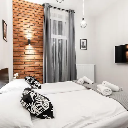 Dietla 32 Residence: Oasis 2*