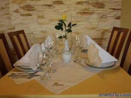 Adler Aparthotel 3*