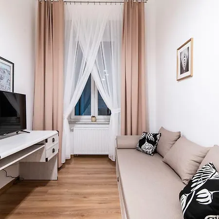Dietla 32 Residence: Oasis Aparthotel