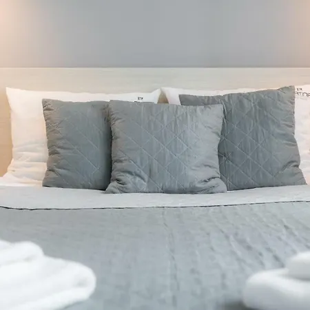 Apart Otel Platinia - Komfortowe Stare