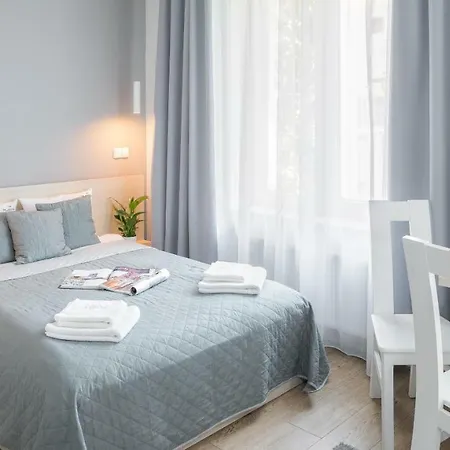 Apart Otel Platinia - Komfortowe Stare 3*