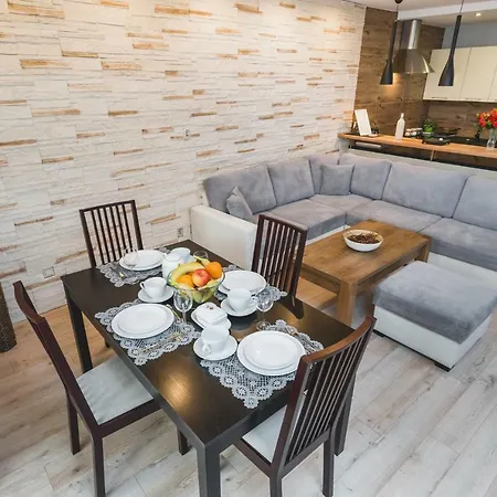 Apartament Deluxe Brzozowa By Renters *