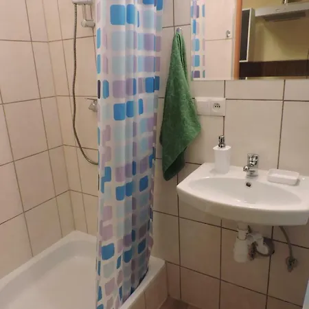 Hostel Centrum Sabot *