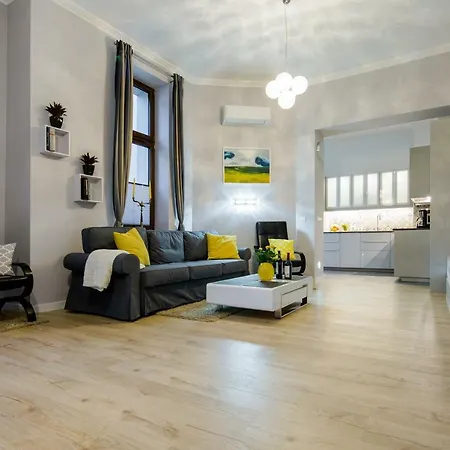 Apartment Kings Landing