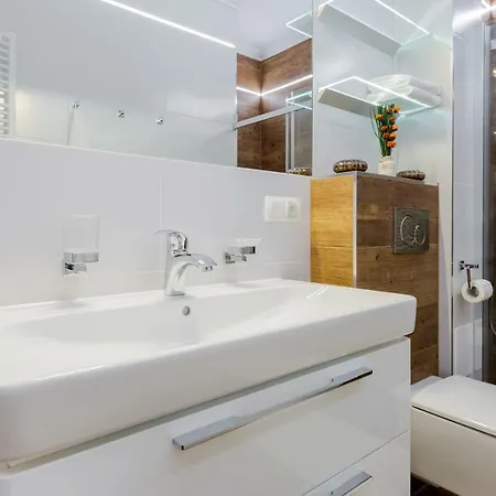Apartment Kings Landing