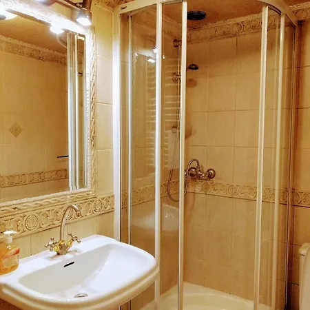 Apartament Amon *