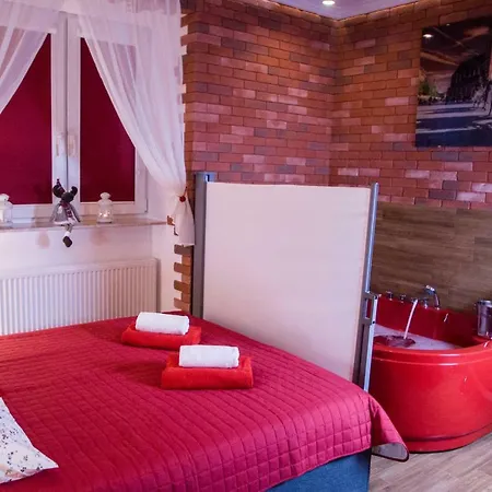 Jacuzzi Red Apartment *