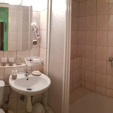 Wygodne I Nowoczesne Pokoje - Lagiewniki Apartment