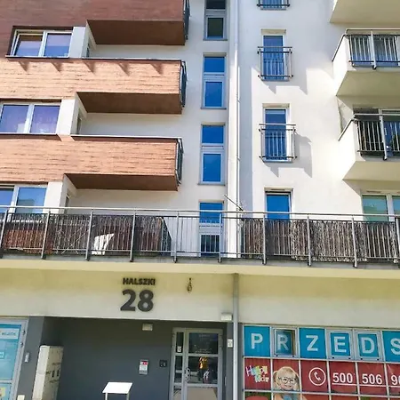 Apartment 5 *