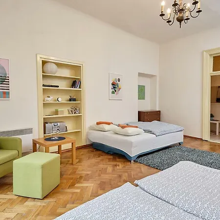 Apartment Plac Mariacki 8