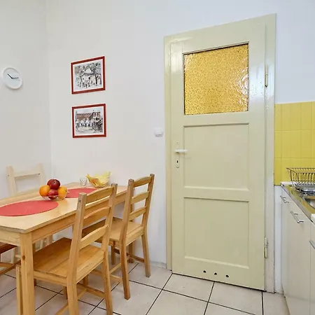 Plac Mariacki 8 Apartment *