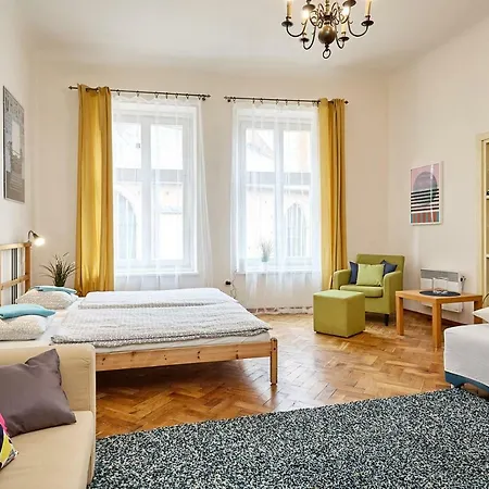 Plac Mariacki 8 Apartment