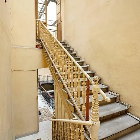 Plac Mariacki 8 Apartment *