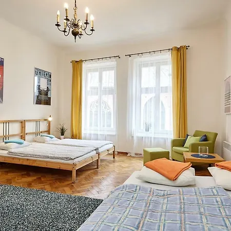 Plac Mariacki 8 Krakow