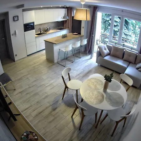 Antek Apartment *