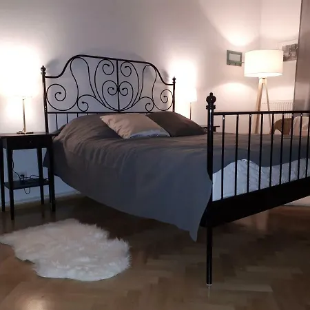 New Wawelo Cracow Old Town Apartments/ Garden View * Krakow