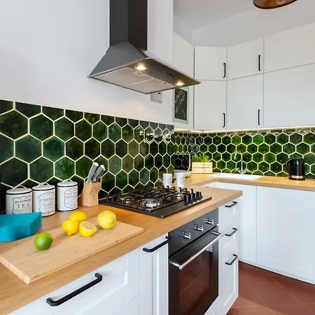 New Wawelo Cracow Old Town Apartments/ Garden View * Krakow
