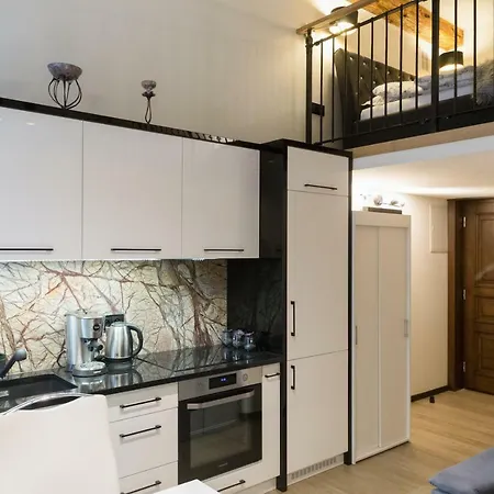 Quiet & High Class Jablonowskich Street Apartment