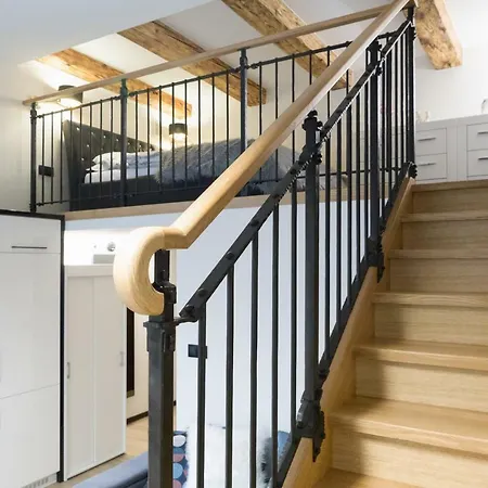 Quiet & High Class Jablonowskich Street Apartment