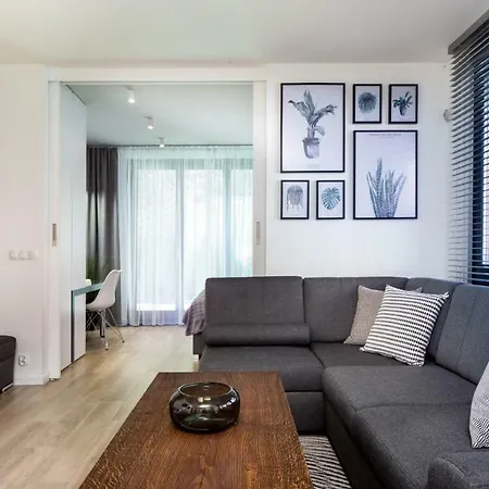 Jacuzzi Apartment