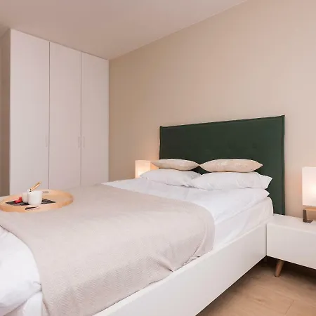 Hello Halicka 5 Aparthotel Krakow