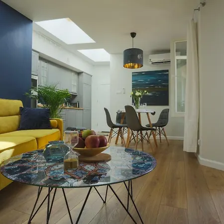 Dragon's Nest Apartment