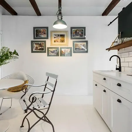 Apartament Z Widokiem Na Klasztor Kwatera prywatna