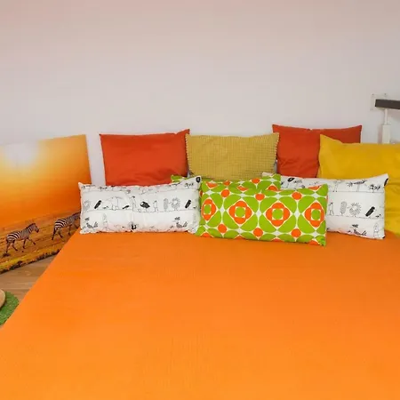 Bright And Charming- Golden Apartments&D8B *