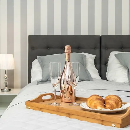 Apartament Exclusive Vermelo *