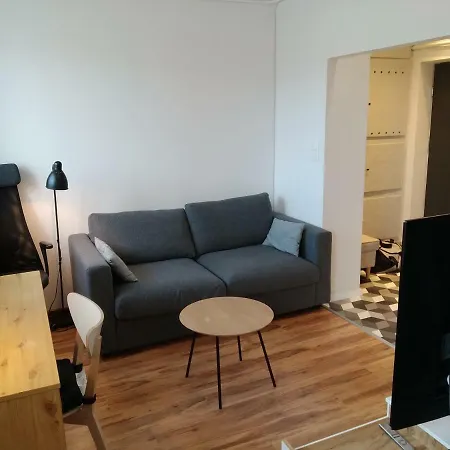 Apartment Mazowiecka 125 *