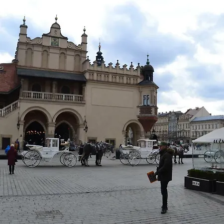 Apartament Romeo & Julia Luxury Apartments- Walking Distance To Main Square Kraków