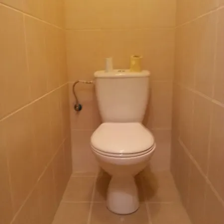 B4