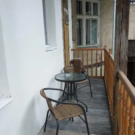 Apartment B4