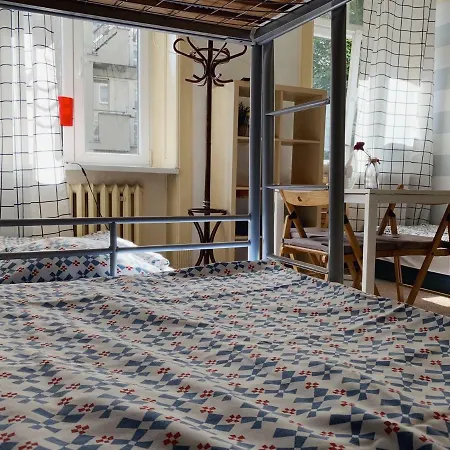 Aleje 28 Hostel
