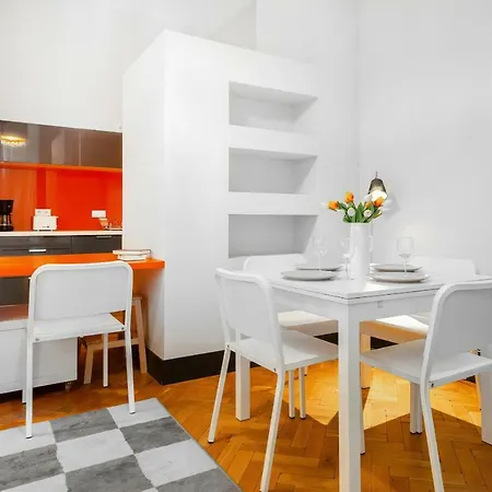 Cracow Zwierzyniecka By Renters *