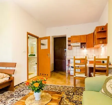 Libro Apartment