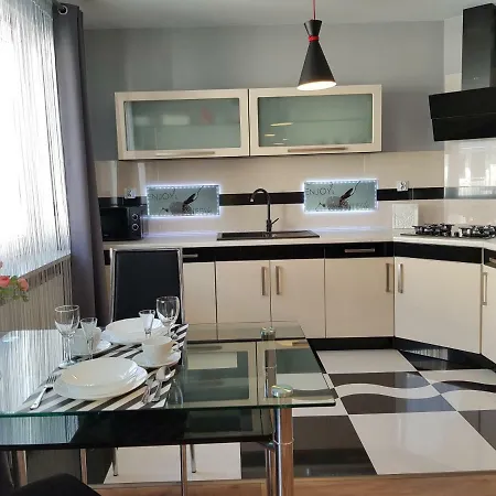 Luxury Oasis Srodmiescie Downtown 3 Os *