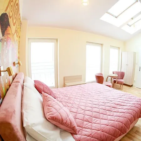 Sky&light Apartment