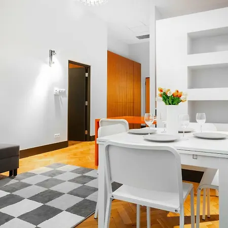 Cracow Zwierzyniecka By Renters Apartment Krakow