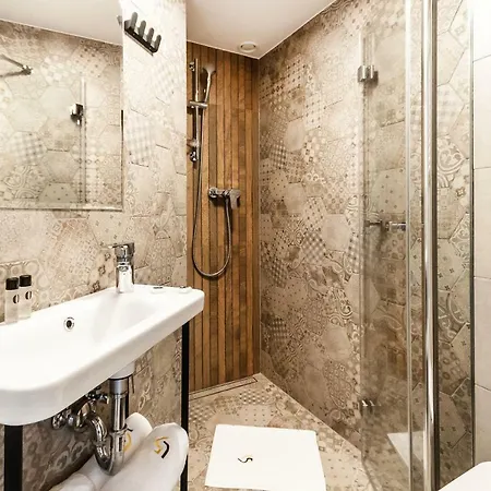 Aparthotel L5