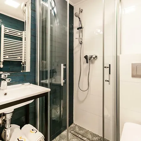 L5 Aparthotel